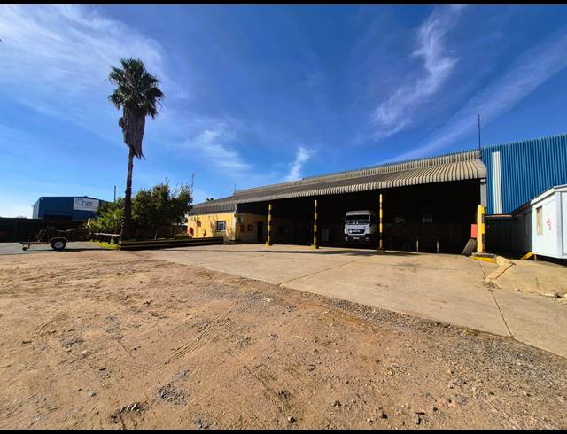 M² FACTORY FOR SALE IN SASOLBURG INDUSTRIAL ZONE 2